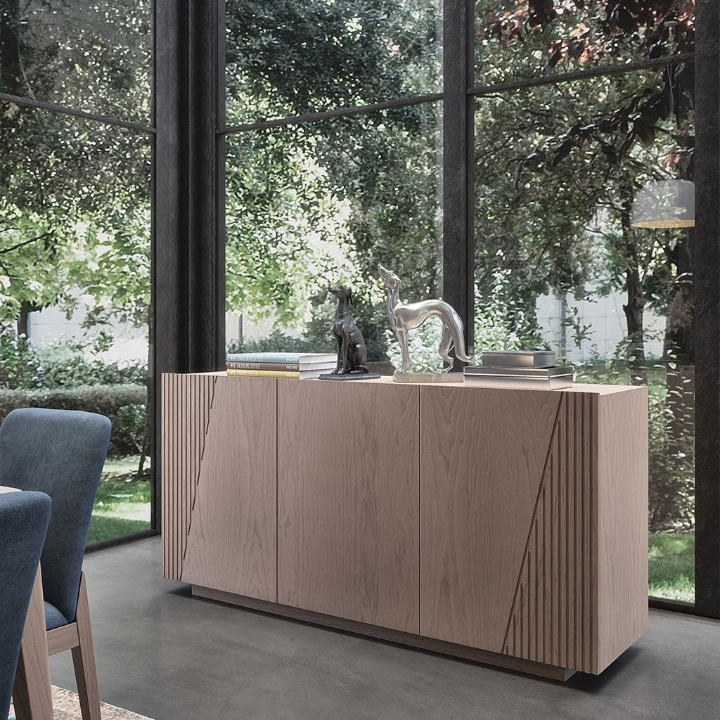 Nova Sideboard